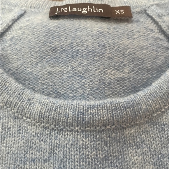 Like new XS J. McLaughlin pale blue 💯 cashmere crewneck sweater. - Picture 2 of 5